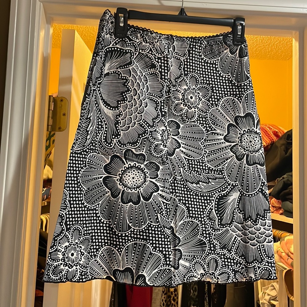 Patterned skirt